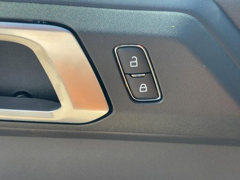 New 2025 Ford Bronco Outer Banks image 19