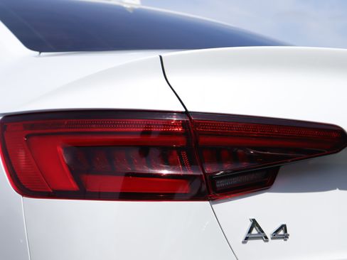 Used 2017 Audi A4 2.0T Premium w/ Audi MMI Navigation Plus FWD image 33