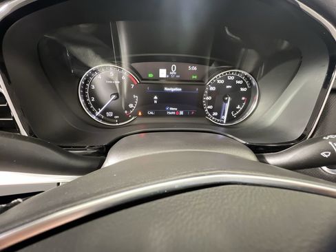 Certified 2023 Cadillac XT5 Premium Luxury w/ LPO, Floor Liner Package AWD/4WD image 12