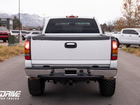 Used 2002 Chevrolet Silverado 2500 LT w/ Off-Road Skid Plate Pkg AWD/4WD image 10