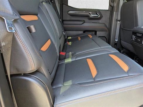 Used 2023 GMC Sierra 1500 AT4 AWD/4WD image 30