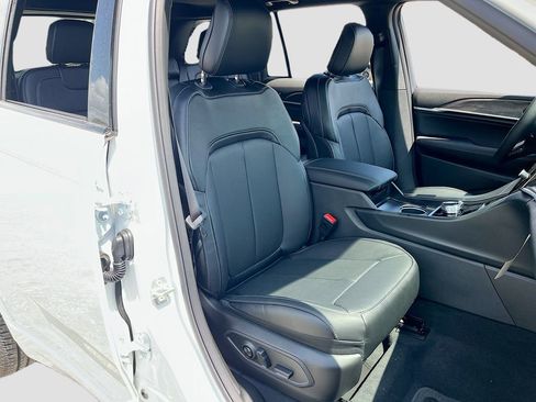 New 2026 Jeep Grand Cherokee Limited AWD/4WD image 29