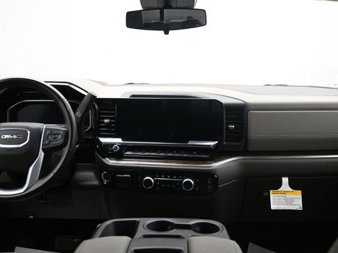 Used 2024 GMC Sierra 1500 SLE w/ Preferred Package image 14