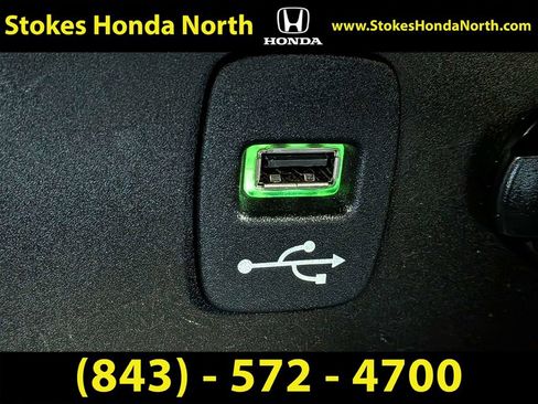 Used 2014 Chrysler 200 LX FWD image 25