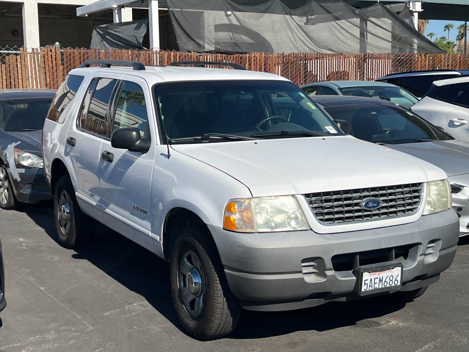 Used 2002 Ford Explorer XLS RWD image 2