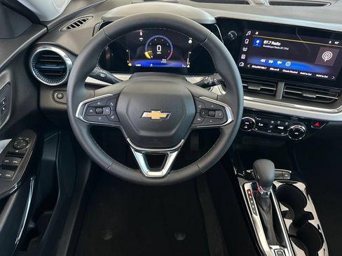 New 2026 Chevrolet Trax LT w/ Driver Confidence Package FWD image 14