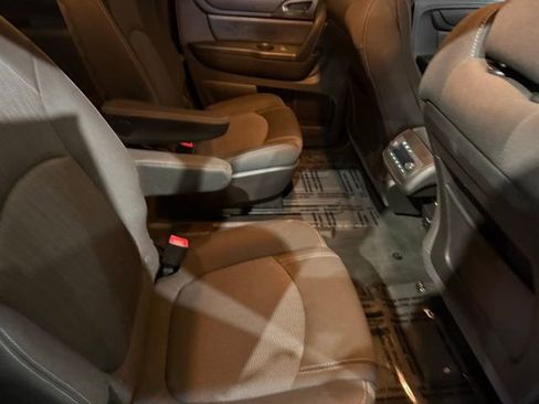 Used 2016 Chevrolet Traverse LT w/ Traveler's Package image 25