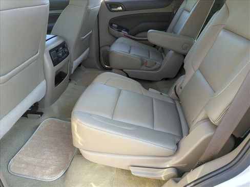 Used 2017 Chevrolet Tahoe Premier AWD/4WD image 19