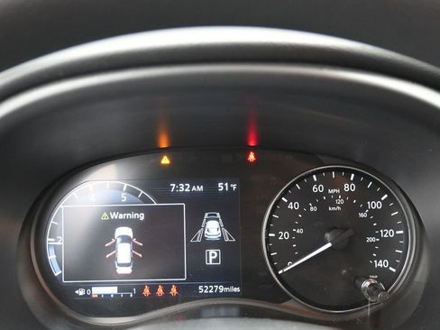 Used 2024 Nissan Kicks SV FWD image 18