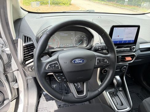 Used 2020 Ford EcoSport SE w/ SE Convenience Package FWD image 23