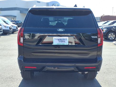 New 2027 Ford Expedition Platinum w/ Stealth Performance Package AWD/4WD image 4
