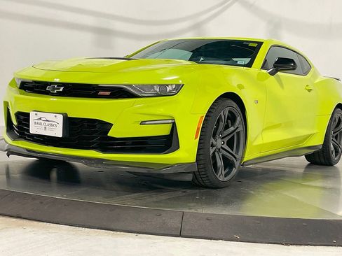 Used 2021 Chevrolet Camaro SS image 20