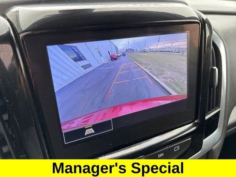 Used 2023 Chevrolet Traverse LT image 23