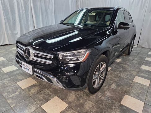 Used 2020 Mercedes-Benz GLC 300 4MATIC w/ Parking Assistance Package image 2