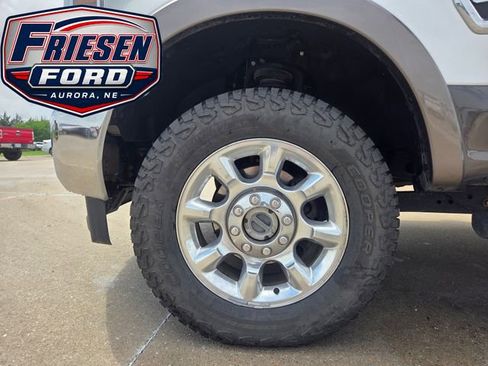 Used 2019 Ford F350 Lariat w/ Chrome Package AWD/4WD image 9