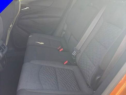 Used 2018 Chevrolet Equinox LT FWD image 29