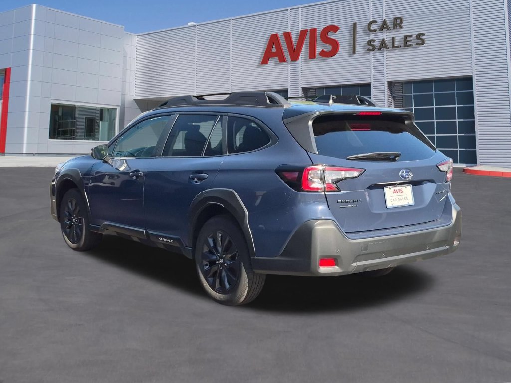 Used 2025 Subaru Outback Onyx Edition AWD/4WD image 9