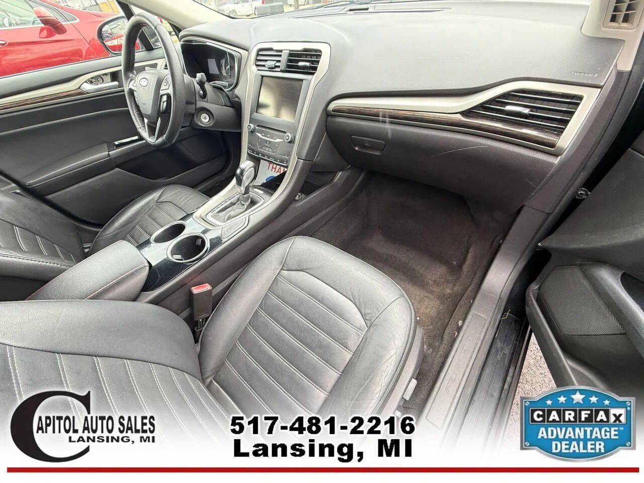 Used 2014 Ford Fusion SE w/ Equipment Group 202A FWD image 18