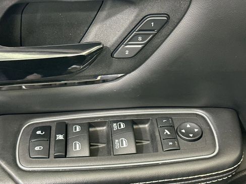 Used 2023 RAM 1500 Limited image 16