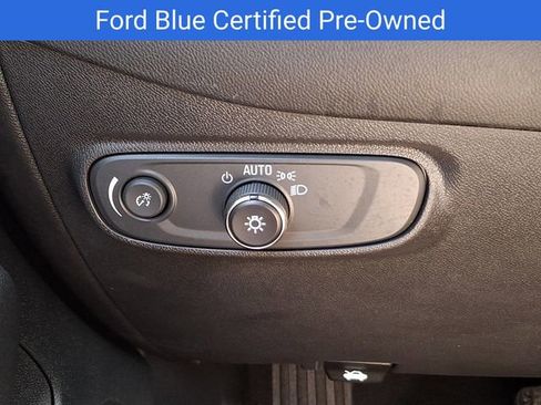 Used 2023 Chevrolet Equinox RS AWD/4WD image 25