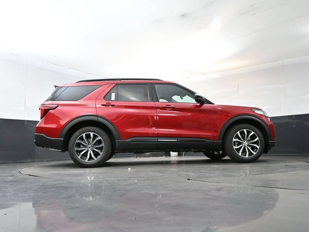 New 2026 Ford Explorer ST-Line AWD/4WD image 17