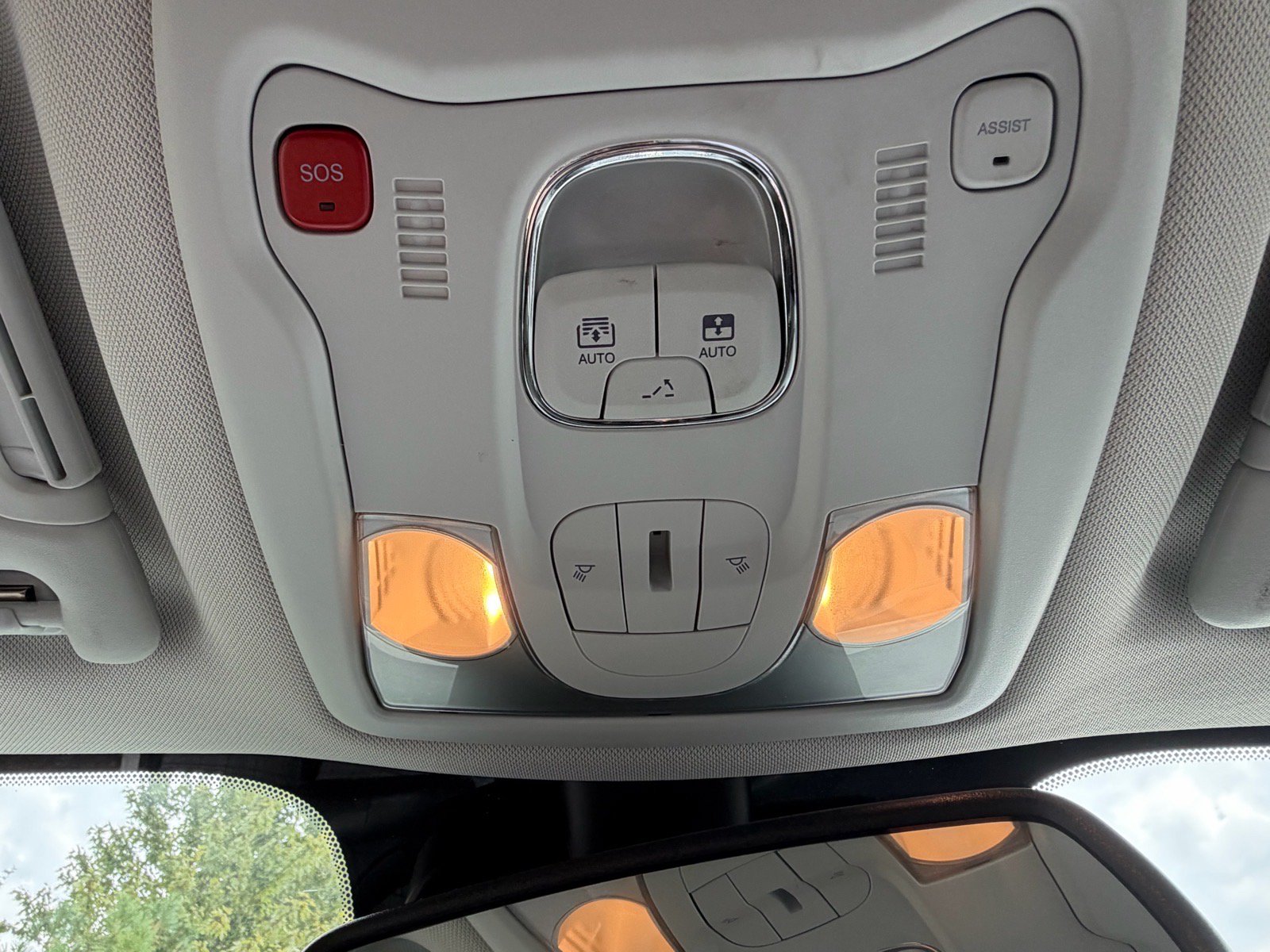 Used 2022 Jeep Renegade Limited w/ Sun, Sound & Wheels Group AWD/4WD image 43
