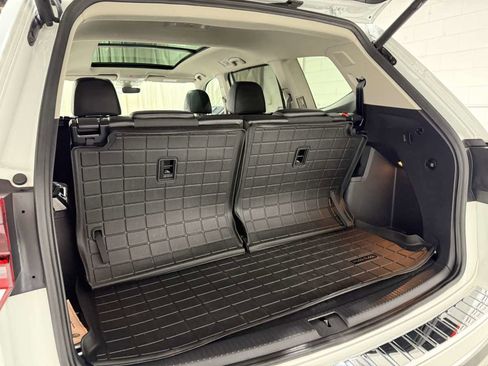 Used 2019 Volkswagen Atlas SEL Premium image 21