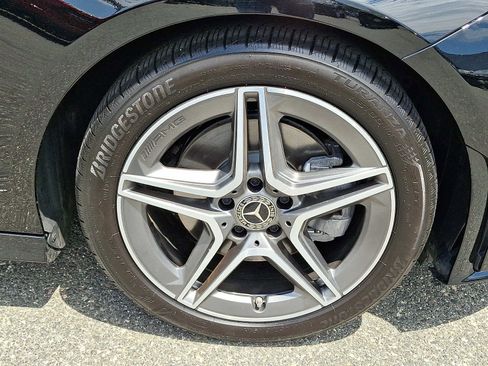 Used 2023 Mercedes-Benz CLA 250 4MATIC image 8