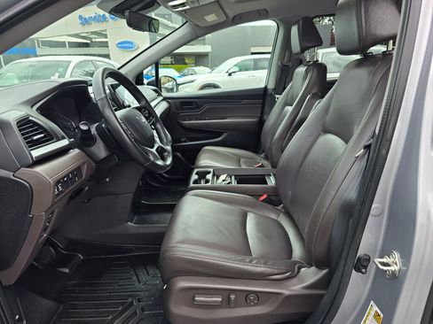 Used 2018 Honda Odyssey EX-L image 3