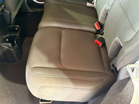 Used 2021 Jeep Wrangler Unlimited Sport image 27