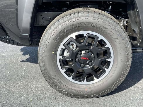 New 2026 Toyota Tacoma TRD Off-Road AWD/4WD image 10