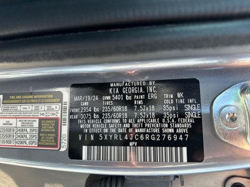 Used 2024 Kia Sorento S FWD image 17