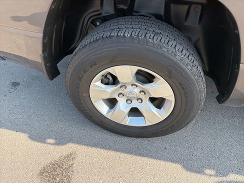 Used 2023 RAM 1500 Big Horn AWD/4WD image 23