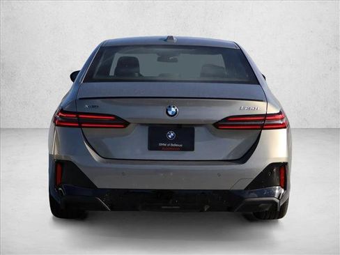 New 2027 BMW 530i xDrive w/ M Sport Package AWD/4WD image 7