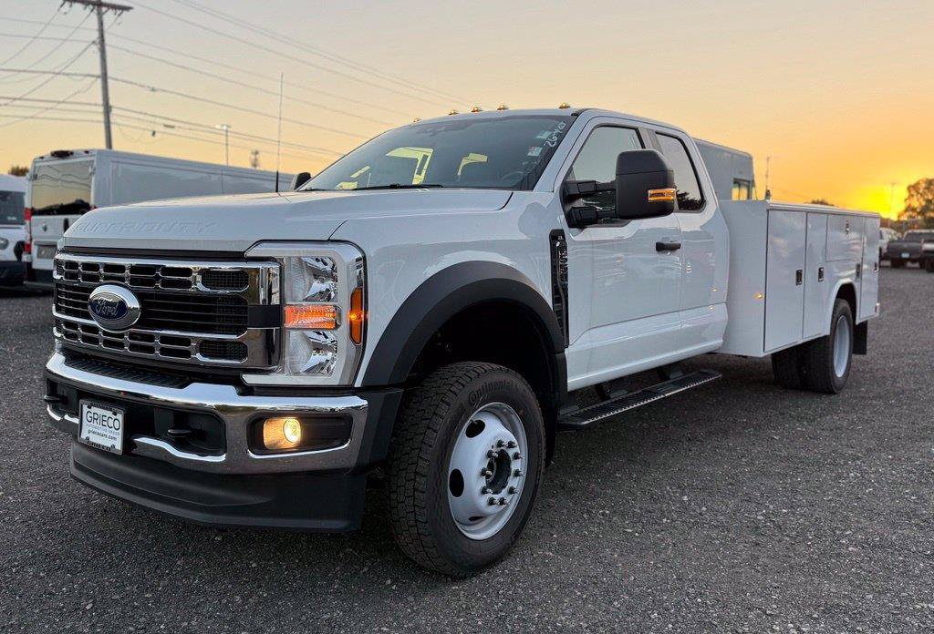 New 2026 Ford F550 4x4 Supercab Super Duty image 8