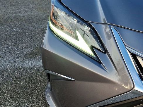 Used 2019 Lexus ES 350 Luxury image 16