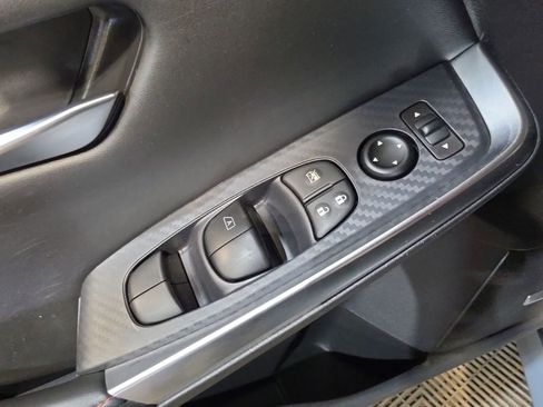 Used 2024 Nissan Sentra SR w/ SR Premium Package FWD image 15