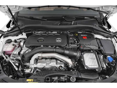 New 2026 Mercedes-Benz GLA 250 4MATIC image 8