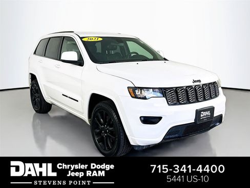 Used 2021 Jeep Grand Cherokee Laredo X AWD/4WD image 1