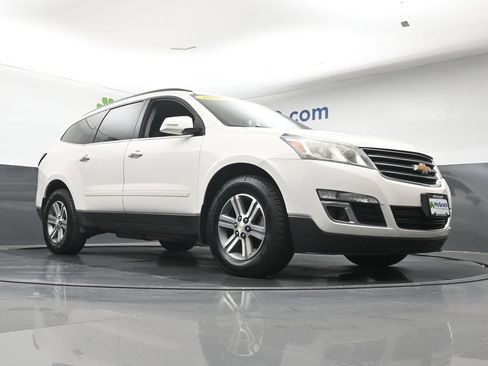 Used 2015 Chevrolet Traverse LT AWD/4WD image 28