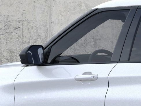 Used 2025 Ford Explorer Active w/ Active Comfort Package image 20