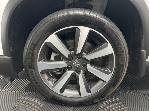 Used 2024 Honda Pilot Elite image 44