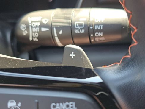 Used 2025 Honda Pilot TrailSport image 34