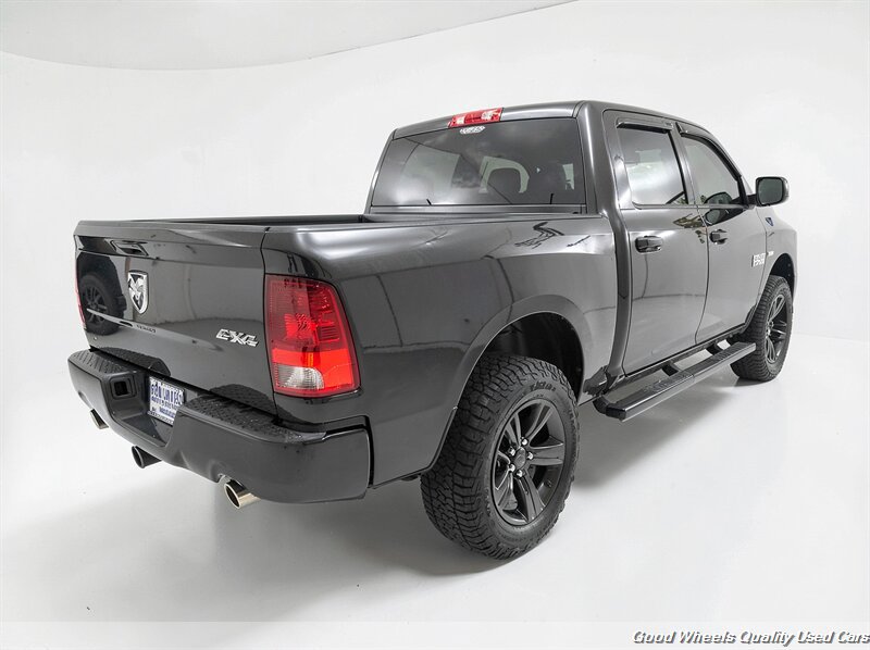 Used 2017 RAM 1500 Express w/ Express Value Package AWD/4WD image 5