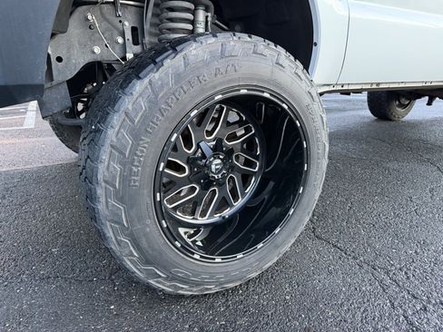 Used 2016 Ford F250 Platinum image 9