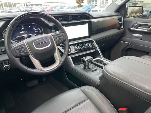 Used 2024 GMC Sierra 1500 Denali image 12