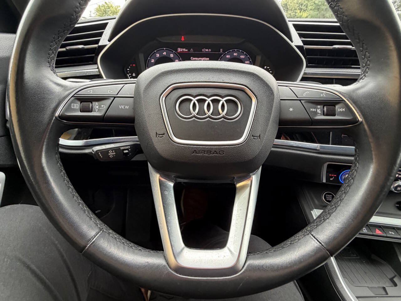Used 2023 Audi Q3 2.0T Premium Plus w/ Premium Plus Package AWD/4WD image 26