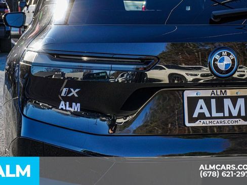 Used 2023 BMW iX xDrive50 w/ Premium Package image 15