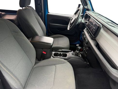 Used 2024 Jeep Wrangler Sport AWD/4WD image 17