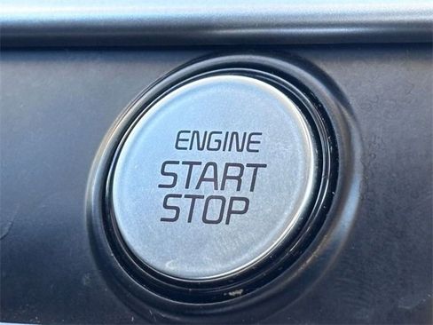 Used 2023 Kia K5 LXS image 19